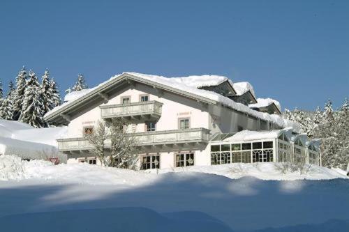 Landgasthof Zum Hirschenstein, Pension Garni Санкт Енглмар Екстериор снимка