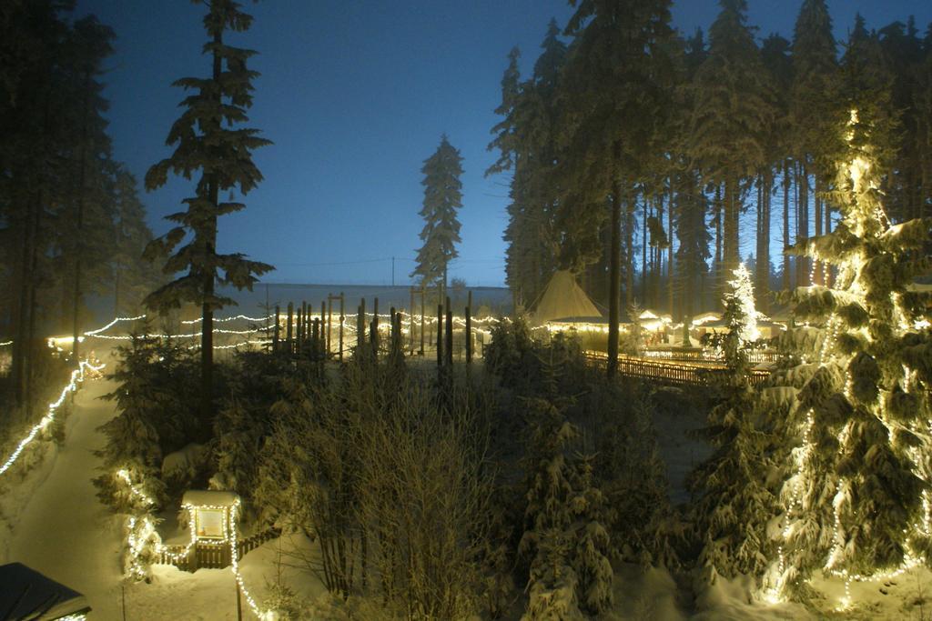 Landgasthof Zum Hirschenstein, Pension Garni Санкт Енглмар Екстериор снимка