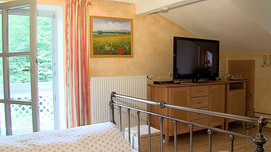 Landgasthof Zum Hirschenstein, Pension Garni Санкт Енглмар Екстериор снимка